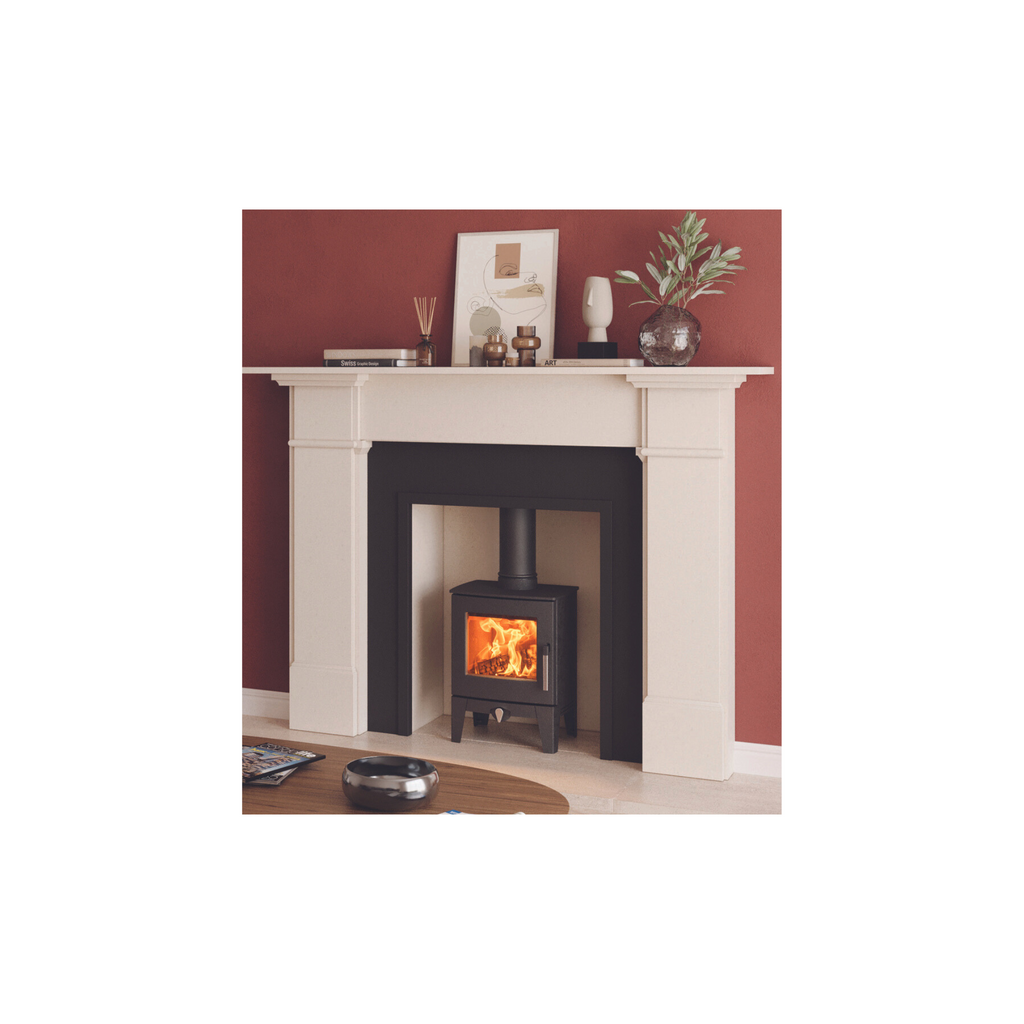 Stovax Futura 4 Wood Burning & Multi Fuel Stove Showroom Exclusive  - compact and with a steady heat output of 4kW Ideally suite for snugs, home offices and houseboats